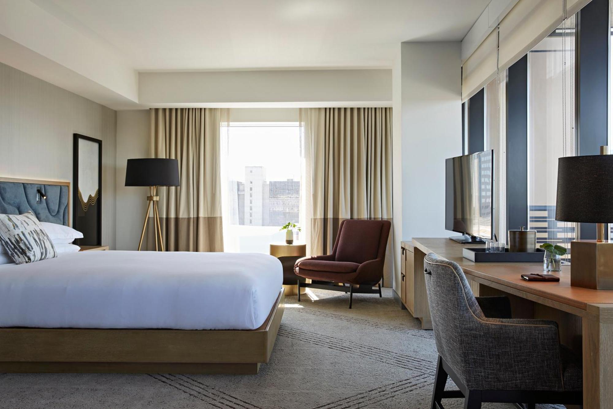 Premium King Room with Balcony and View