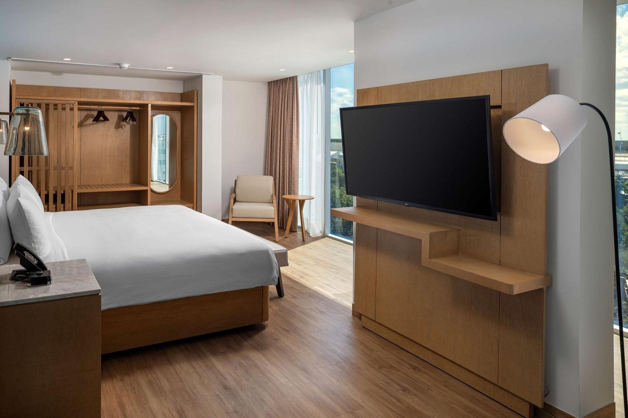 Suite King com 1 Quarto e Sofá-cama