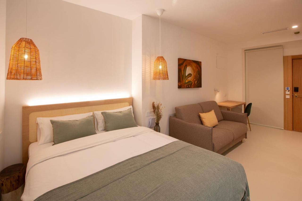 Chambre Lit Queen-size - Accessible aux Personnes à Mobilité Réduite