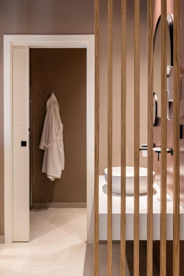 Deluxe Quadruple Room,1469138831:JPEG
