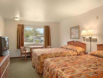 Queen Room with Two Queen Beds - Non-Smoking