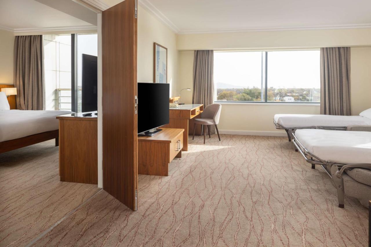 King Suite with Lounge Area