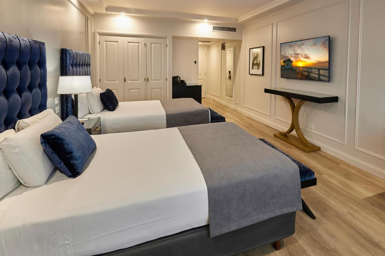 Deluxe Queen Room with Two Queen Beds,1498884673:JPEG