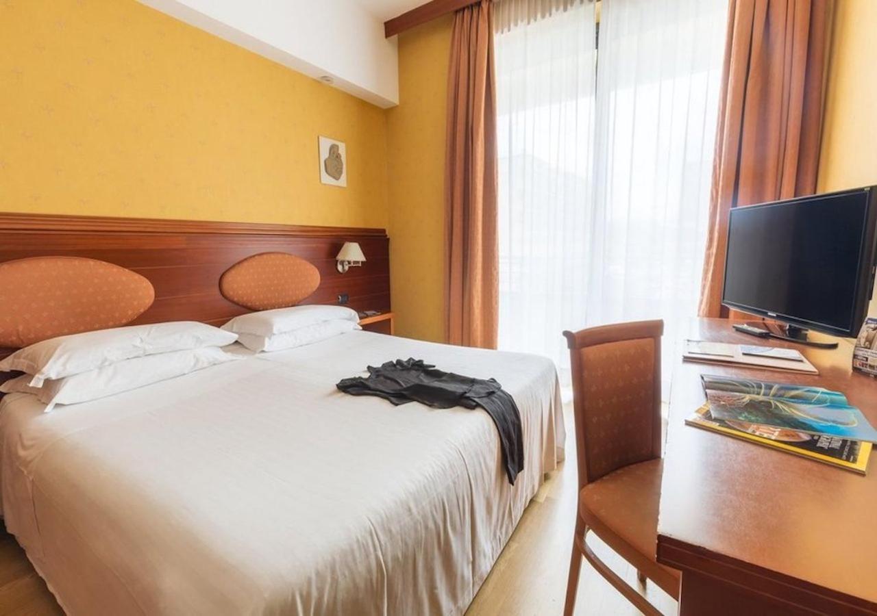 Classic Double or Twin Room,1498569751:JPEG
