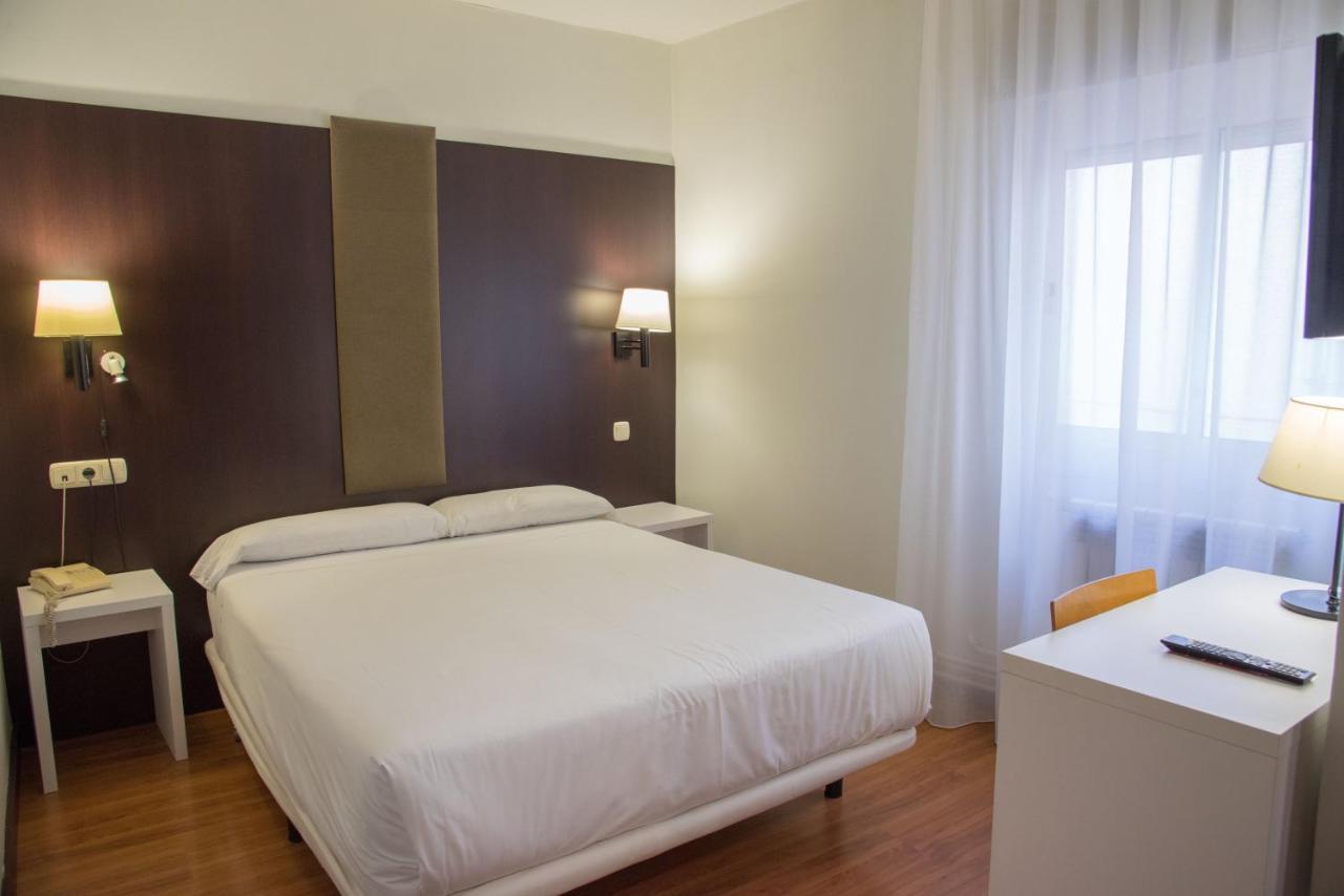 Double Room 1,1498588081:JPEG