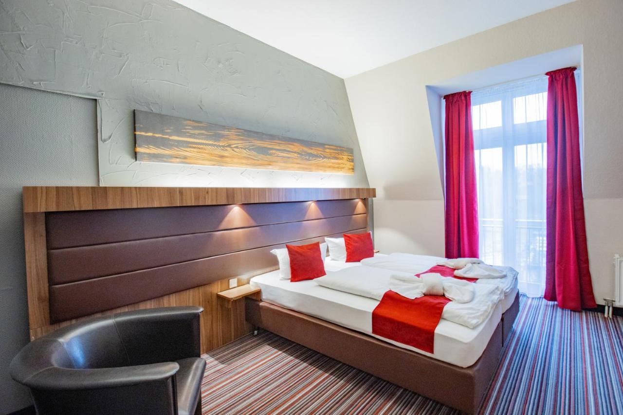Dreibettzimmer