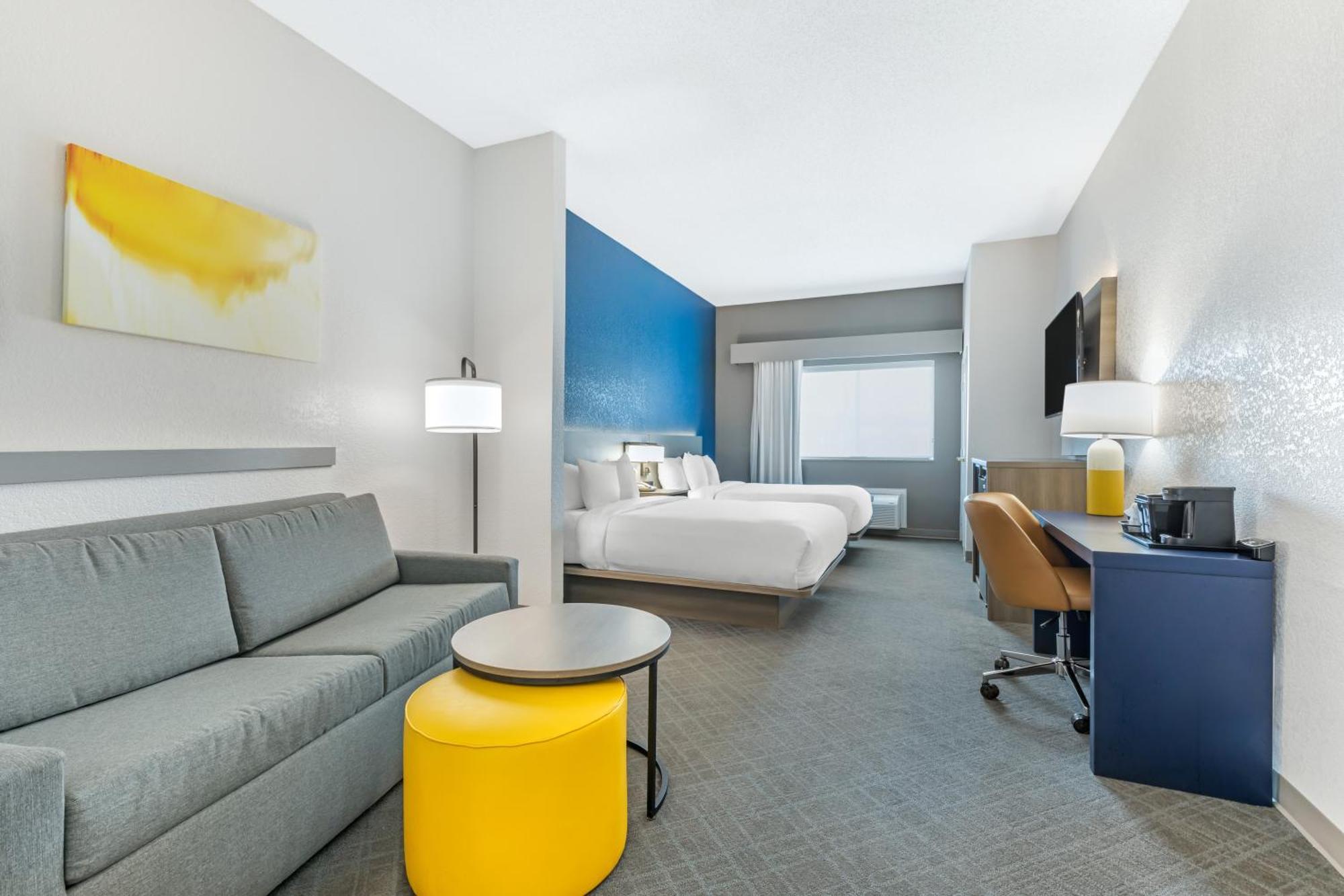 Queen Suite Two Queen Beds and Sofa Bed