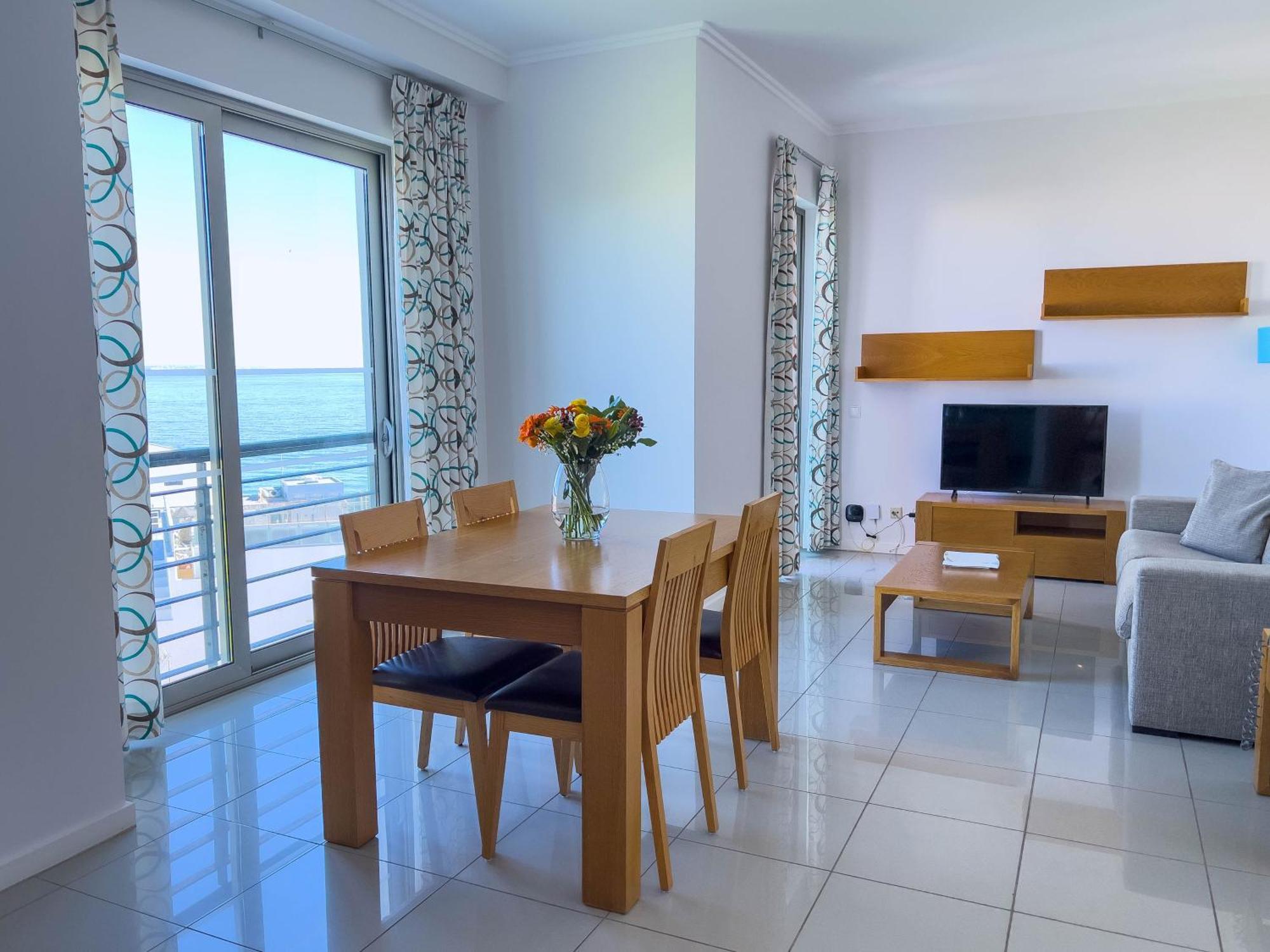 One-Bedroom Suite with Sea View,1499010088:JPEG