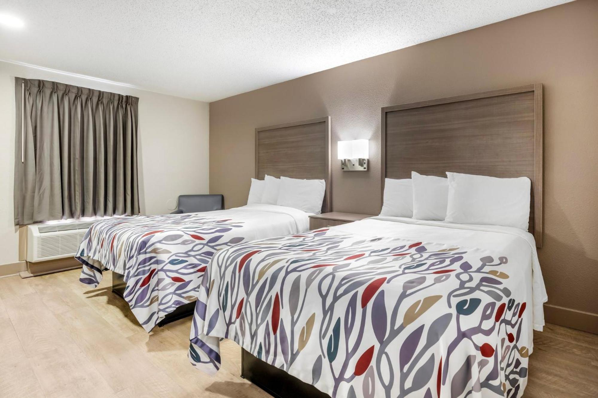 Deluxe Room with Two Double Beds Non-Smoking