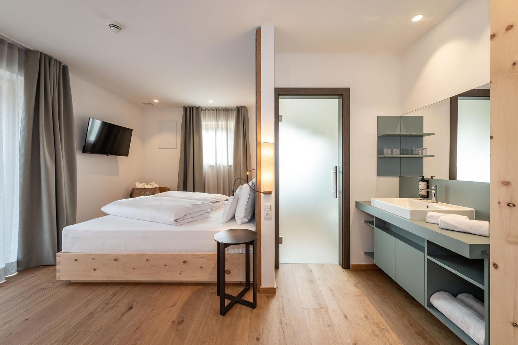 Großes Doppelzimmer