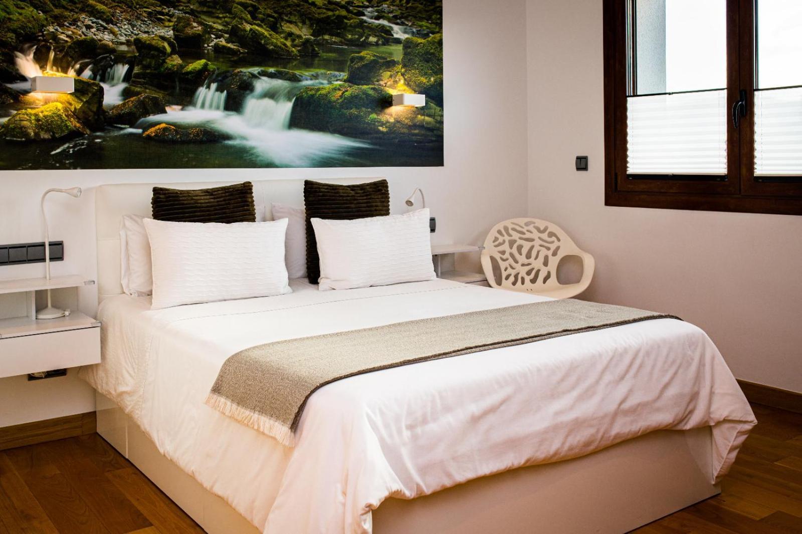 Habitación Doble con vistas a la montaña