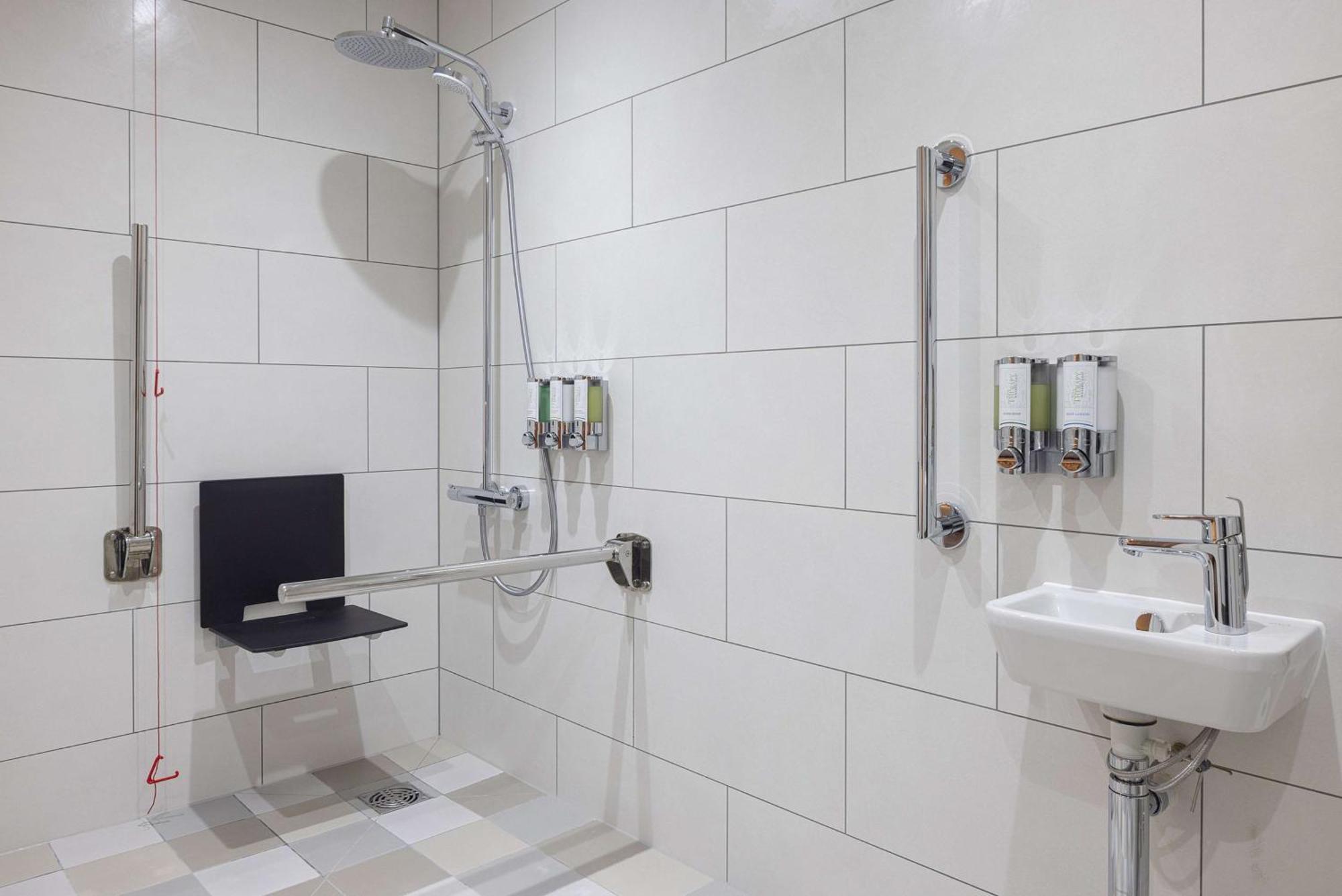Zimmer mit Queensize-Bett – barrierefrei