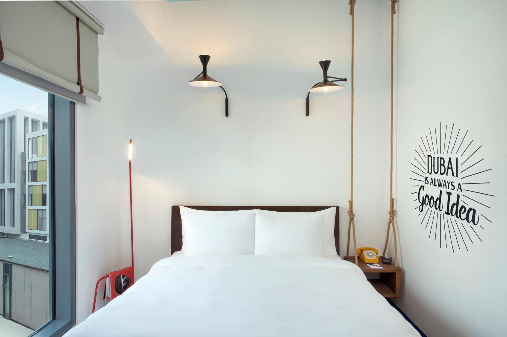 Quarto Queen com 2 Camas - Acessível Para Hóspedes com Mobilidade Reduzida.