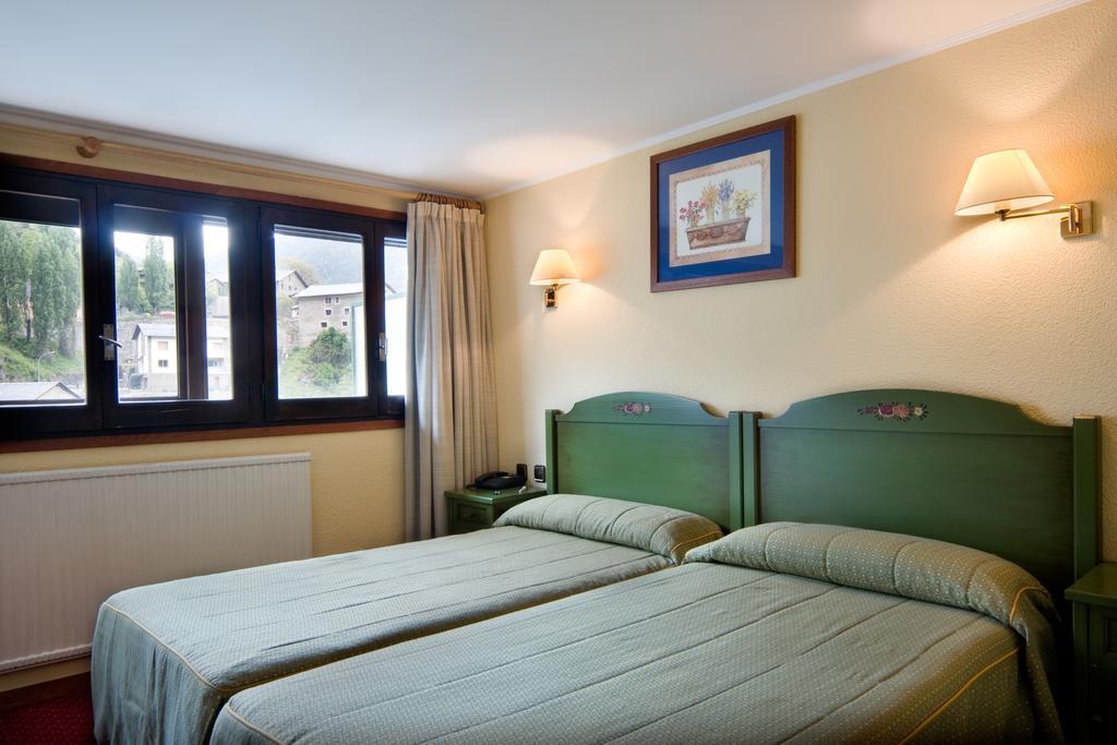Chambre Double ou Lits Jumeaux