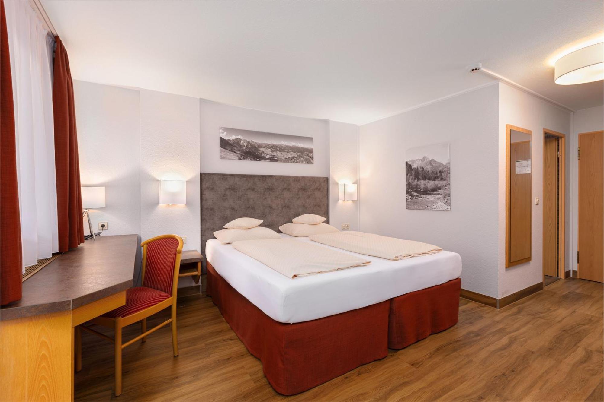 Doppelzimmer mit Terrasse