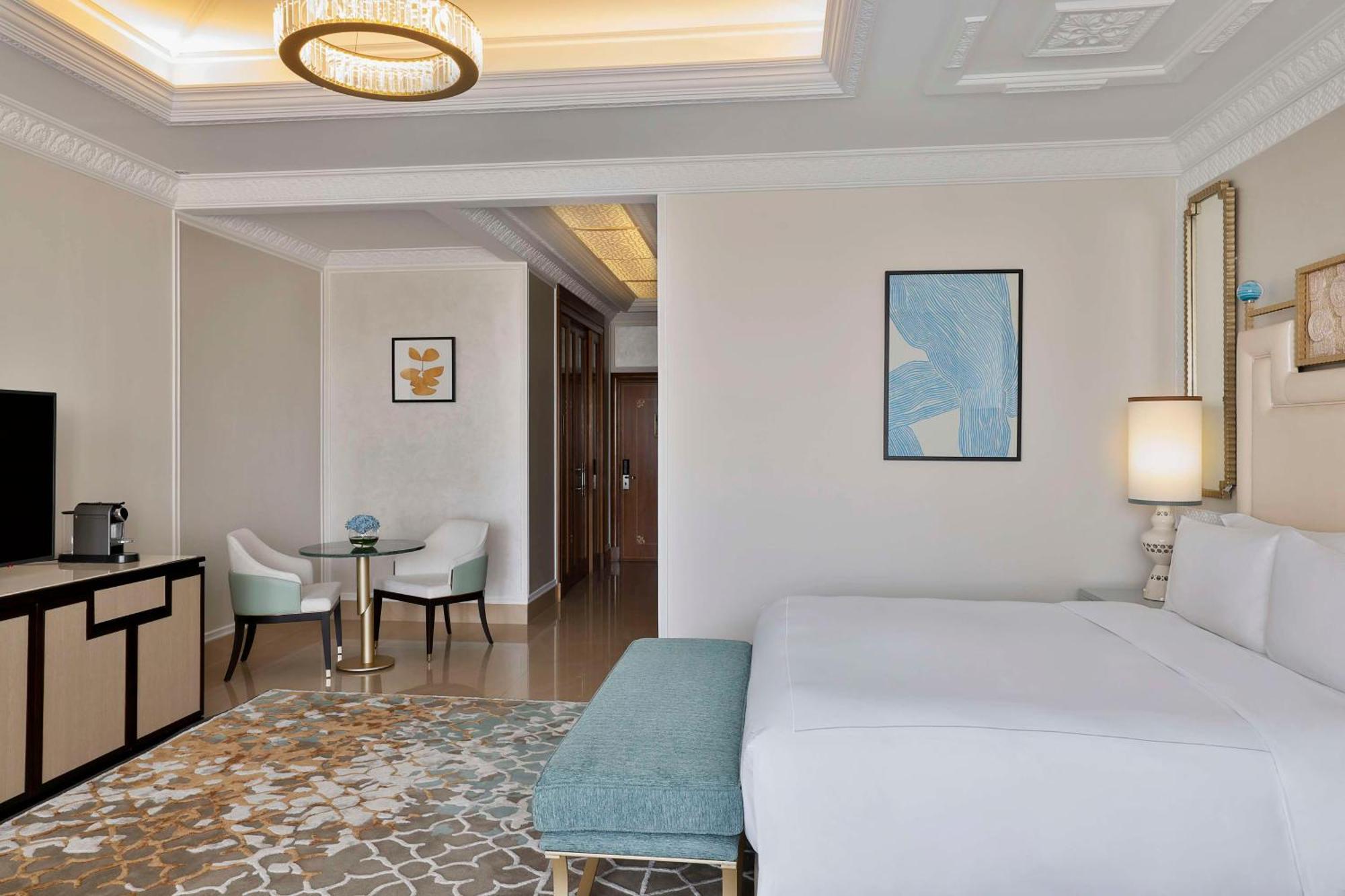 Premier King Room with Golf Course View