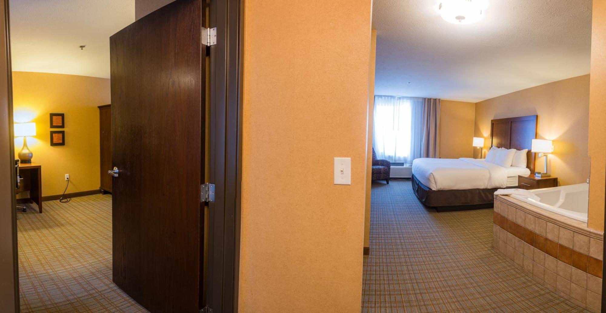 Superior King Suite - Non smoking