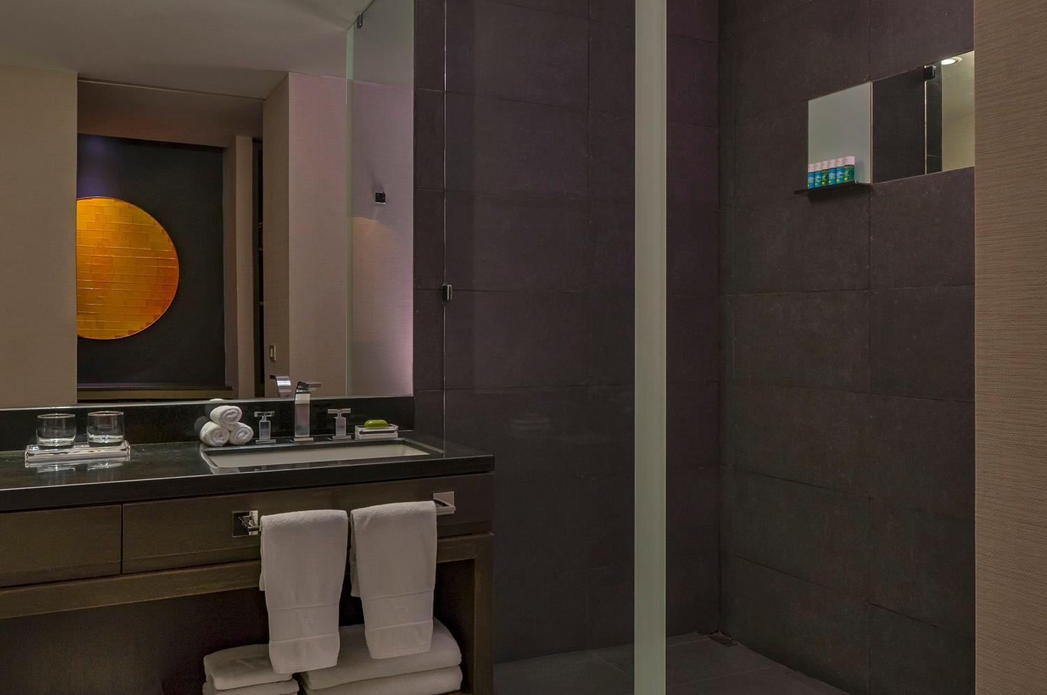 Quarto Spectacular com 2 Camas de Solteiro e Varanda