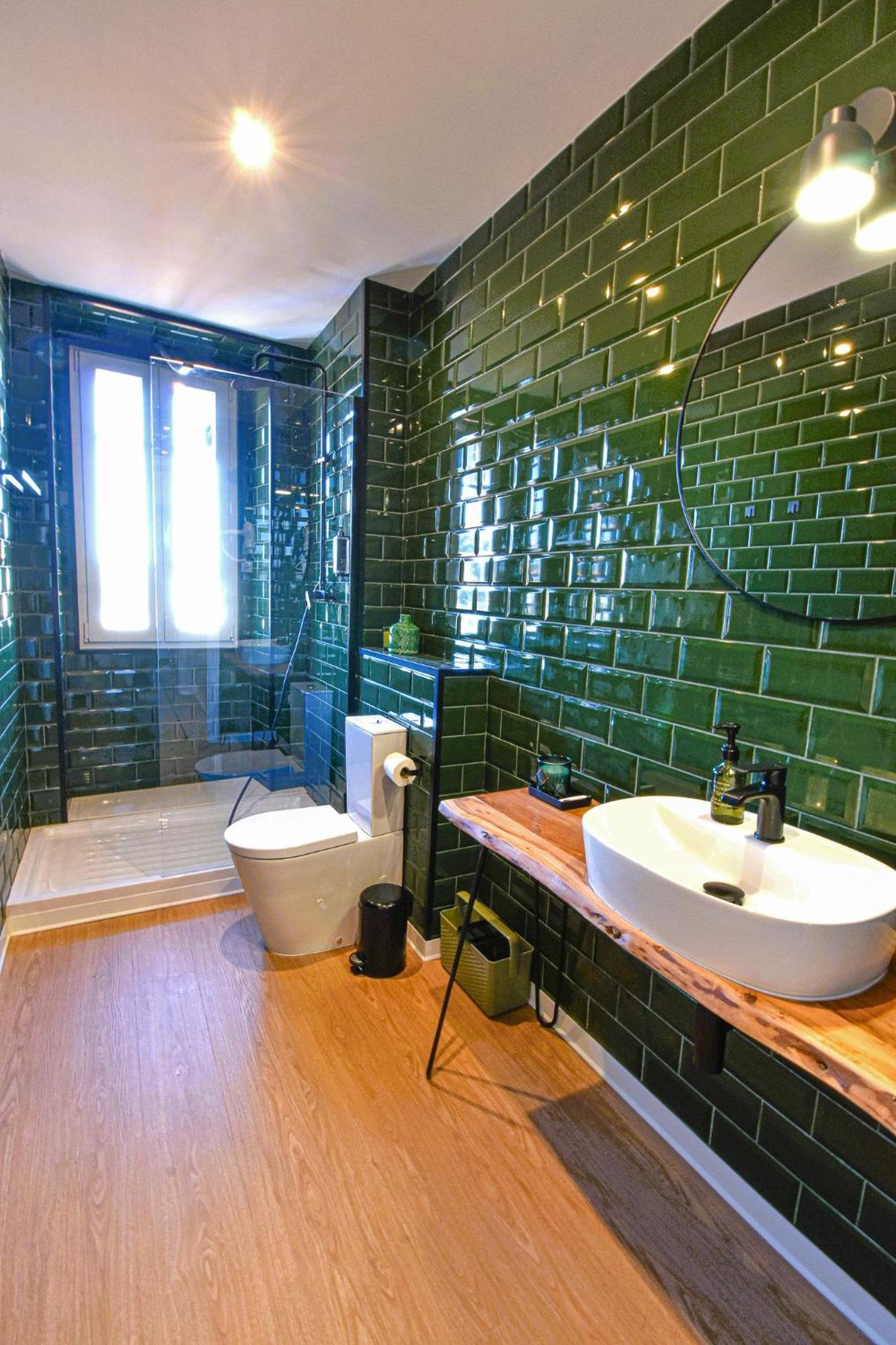Double Room with Balcony,1536147031:JPEG