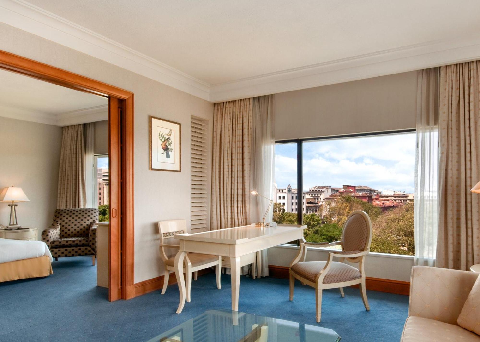 Hoeksuite met Kingsize Bed