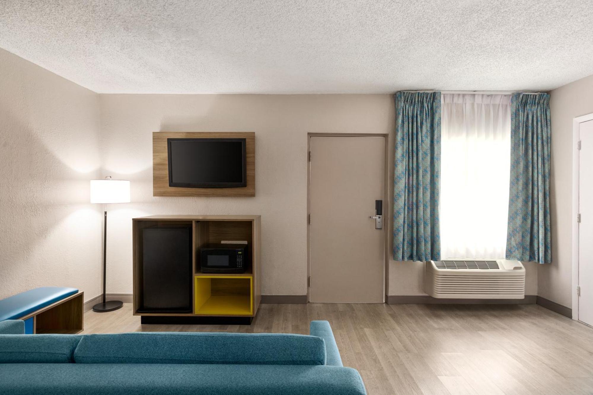 Quarto Queen com 2 Camas Queen-size - Acessível para Hóspedes com Mobilidade Reduzida/Deficiência Auditiva - Não Fumantes