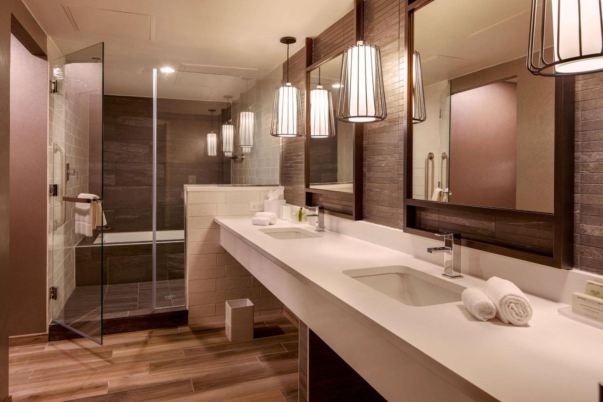 One-Bedroom Presidential King Suite,1538245456:JPEG