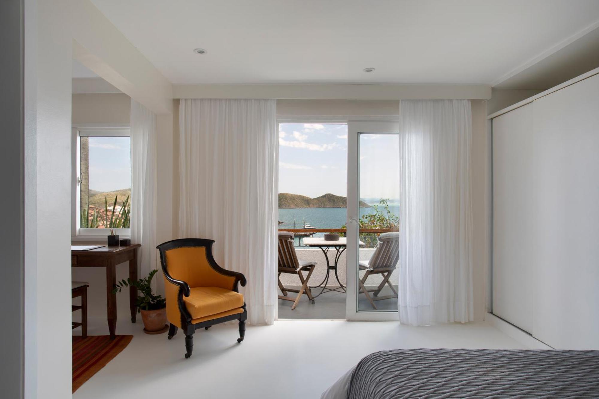 Quarto Duplo Superior com Vista do Mar