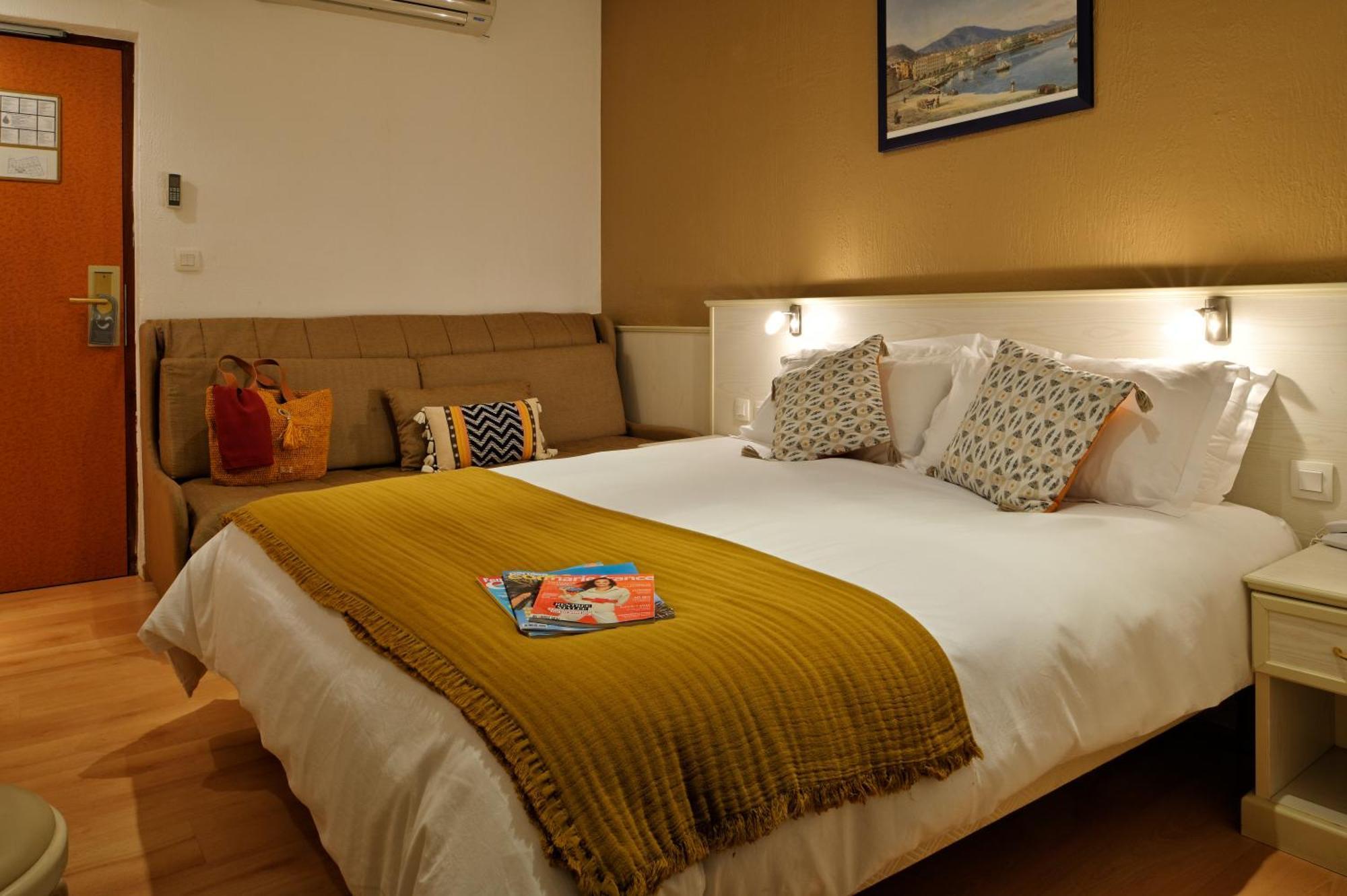 Chambre Triple