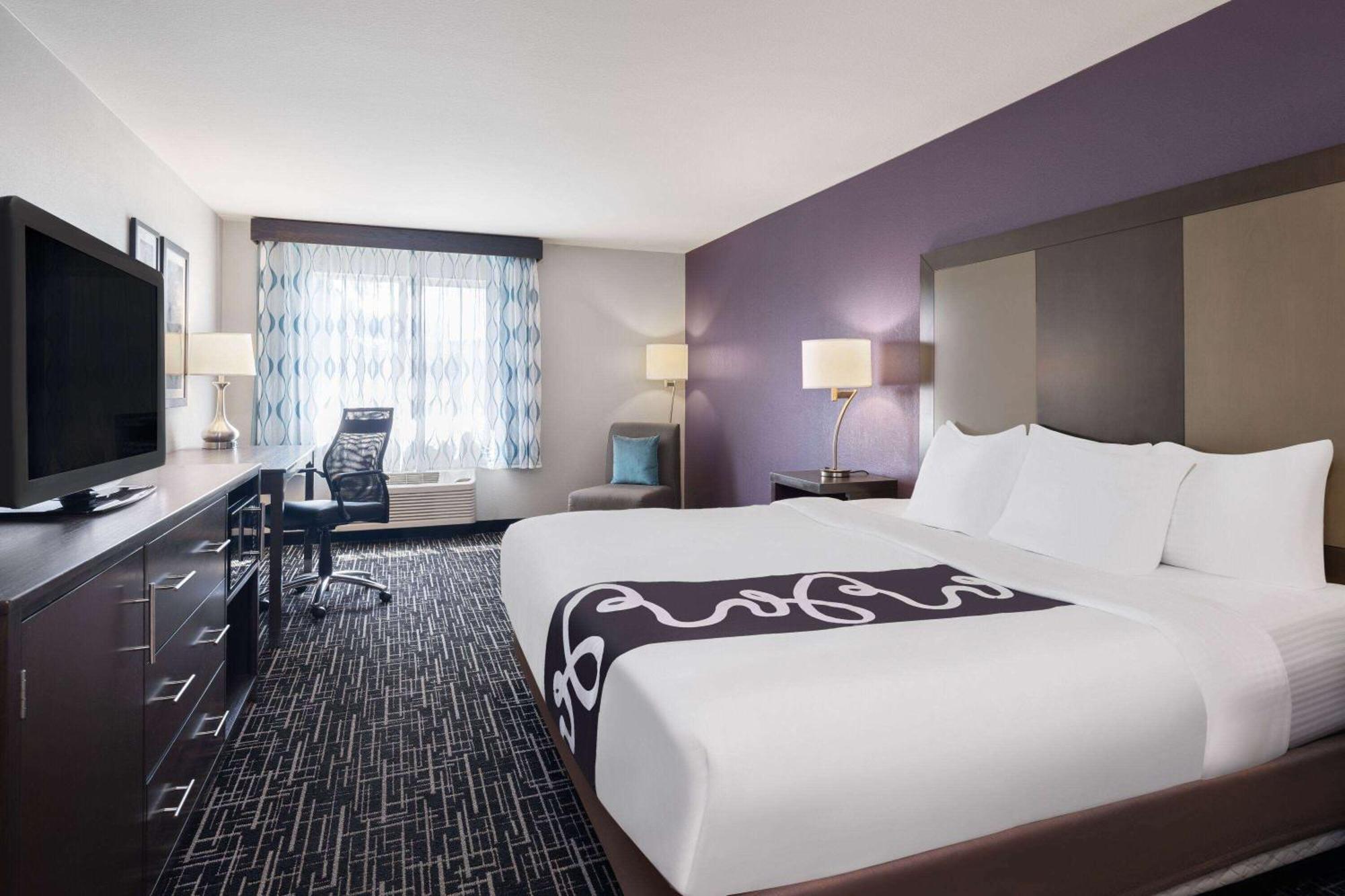King Room with Whirlpool