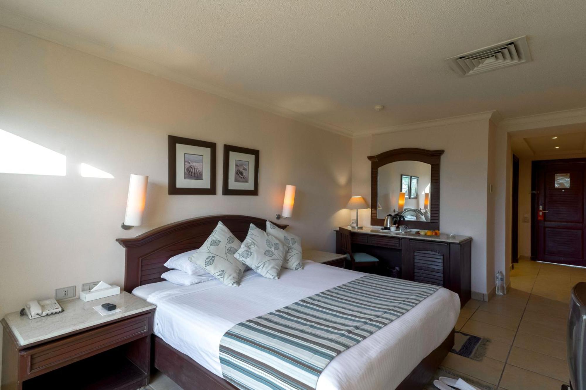 Chalet Deluxe King Room Sea View