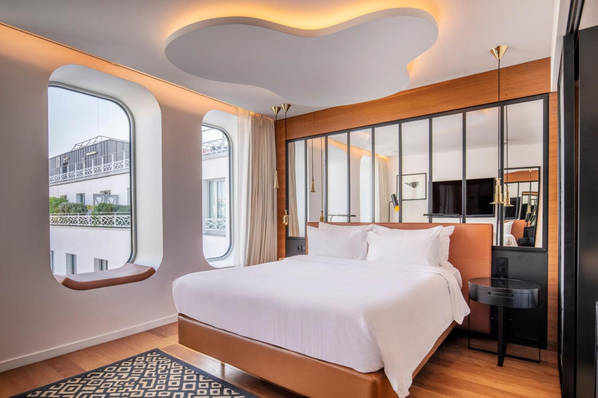 Bobo King Room with Garden or City View