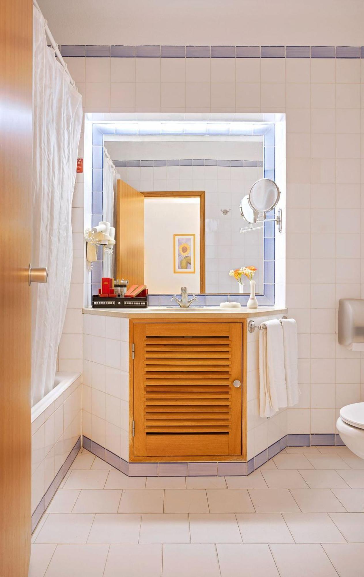 Standard One Bedroom Apartment,1541614873:JPEG