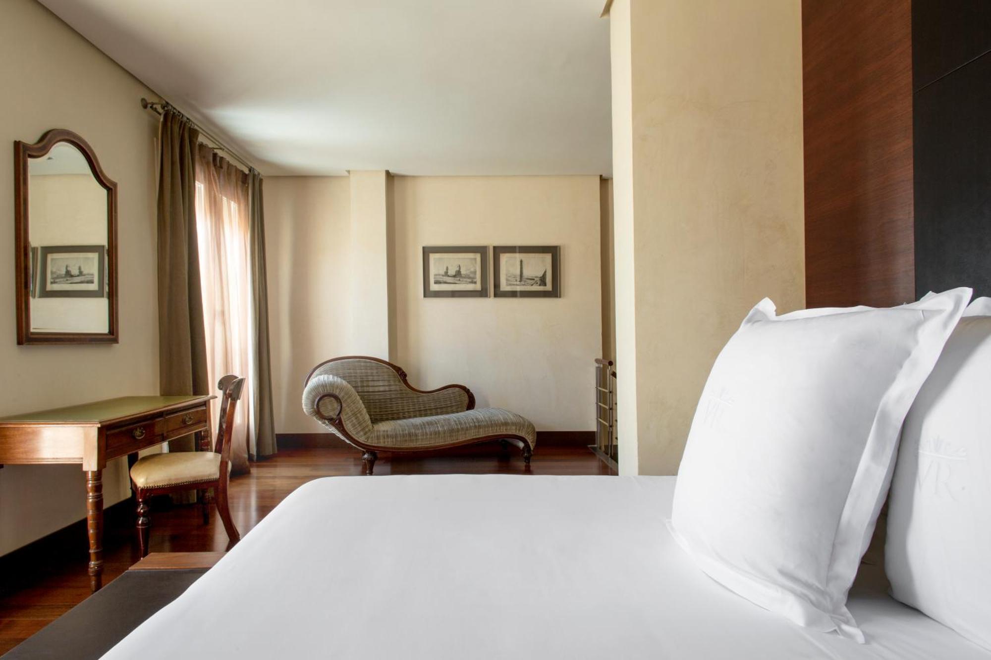 Suite Terrace,1541679013:JPEG