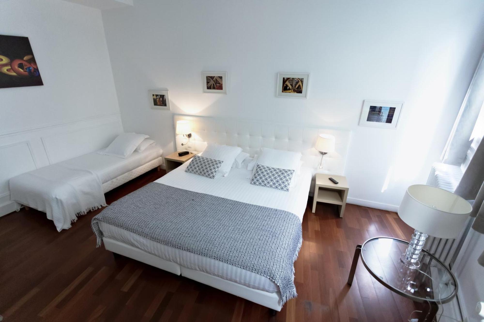 Chambre Triple avec Baignoire