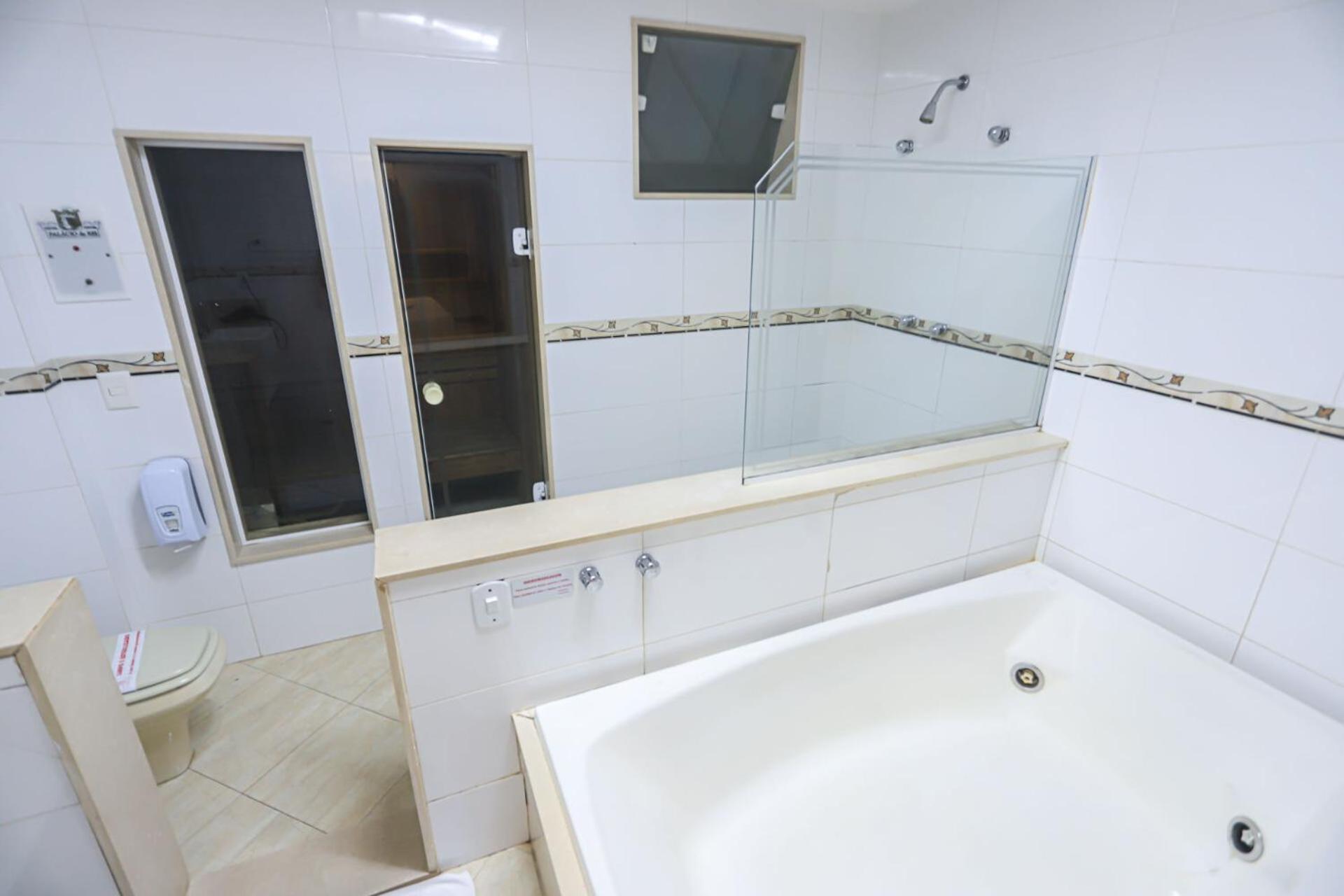 Suite com Banheira de Hidromassagem