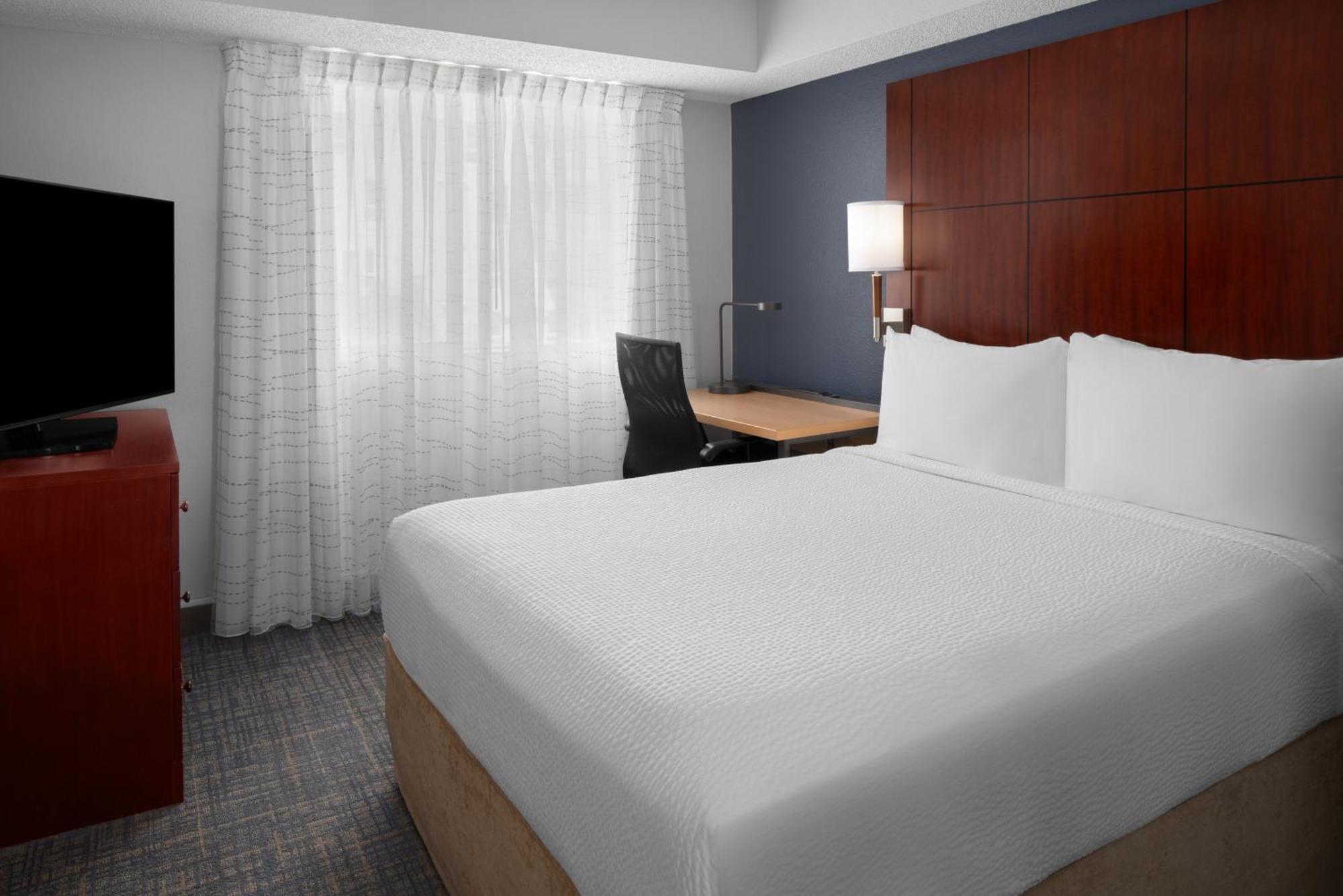 Two-Bedroom Suite,1709547959:JPEG