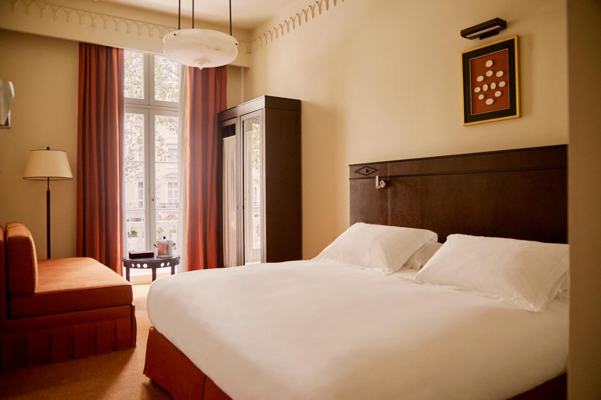 Large Double Room,1544073211:JPEG