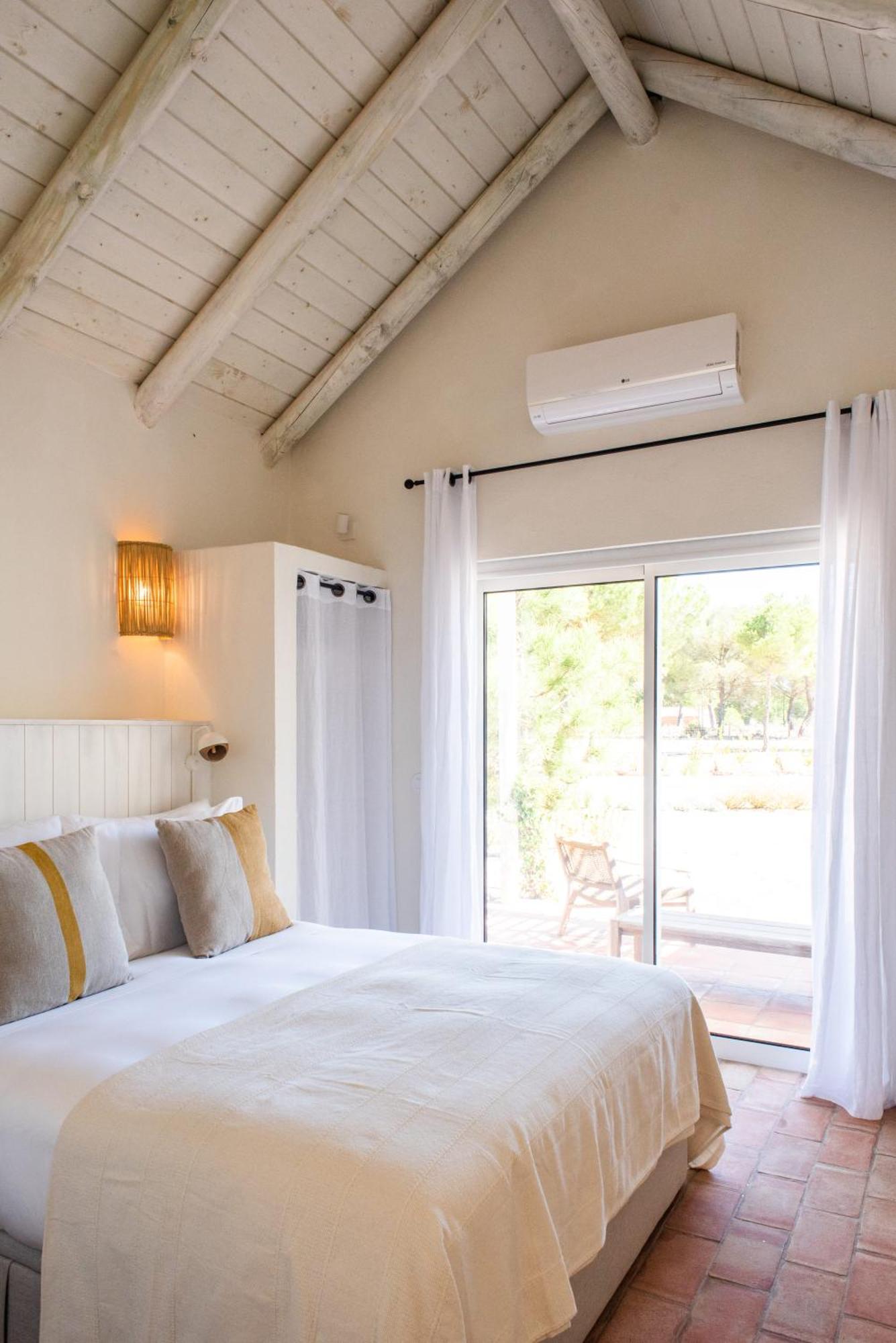 Villa com 2 Quartos e Piscina Privada