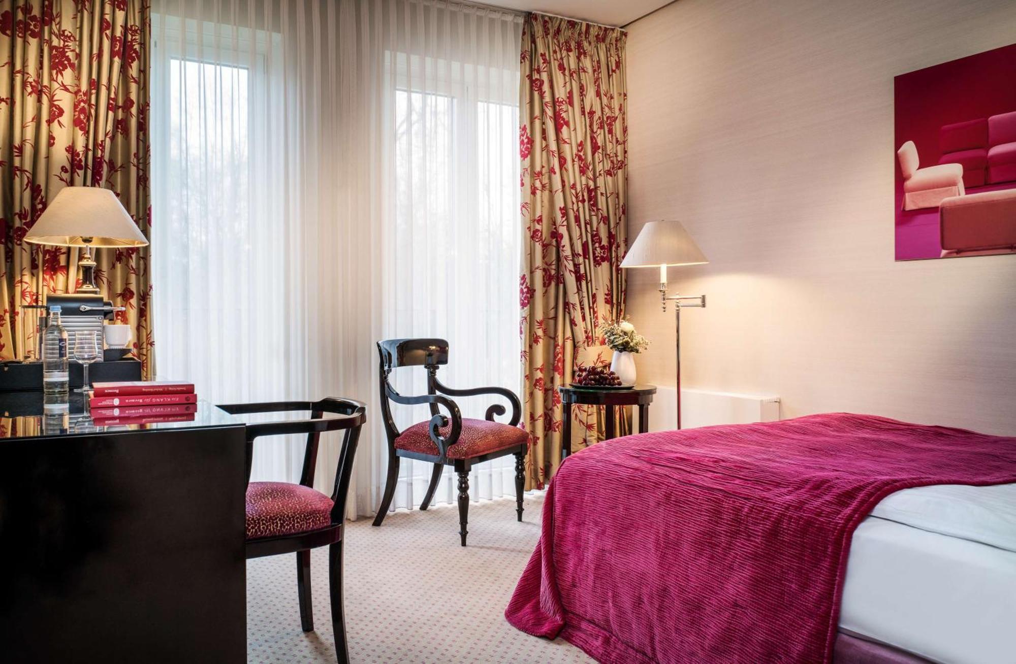 Classic Single Room