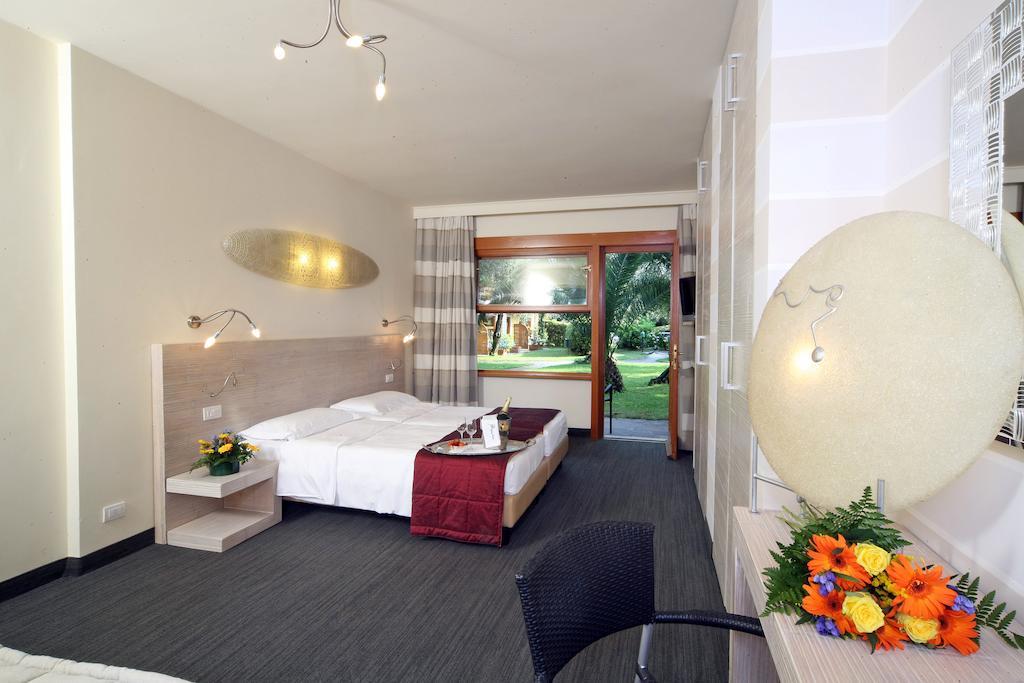 Deluxe Doppel-/Zweibettzimmer