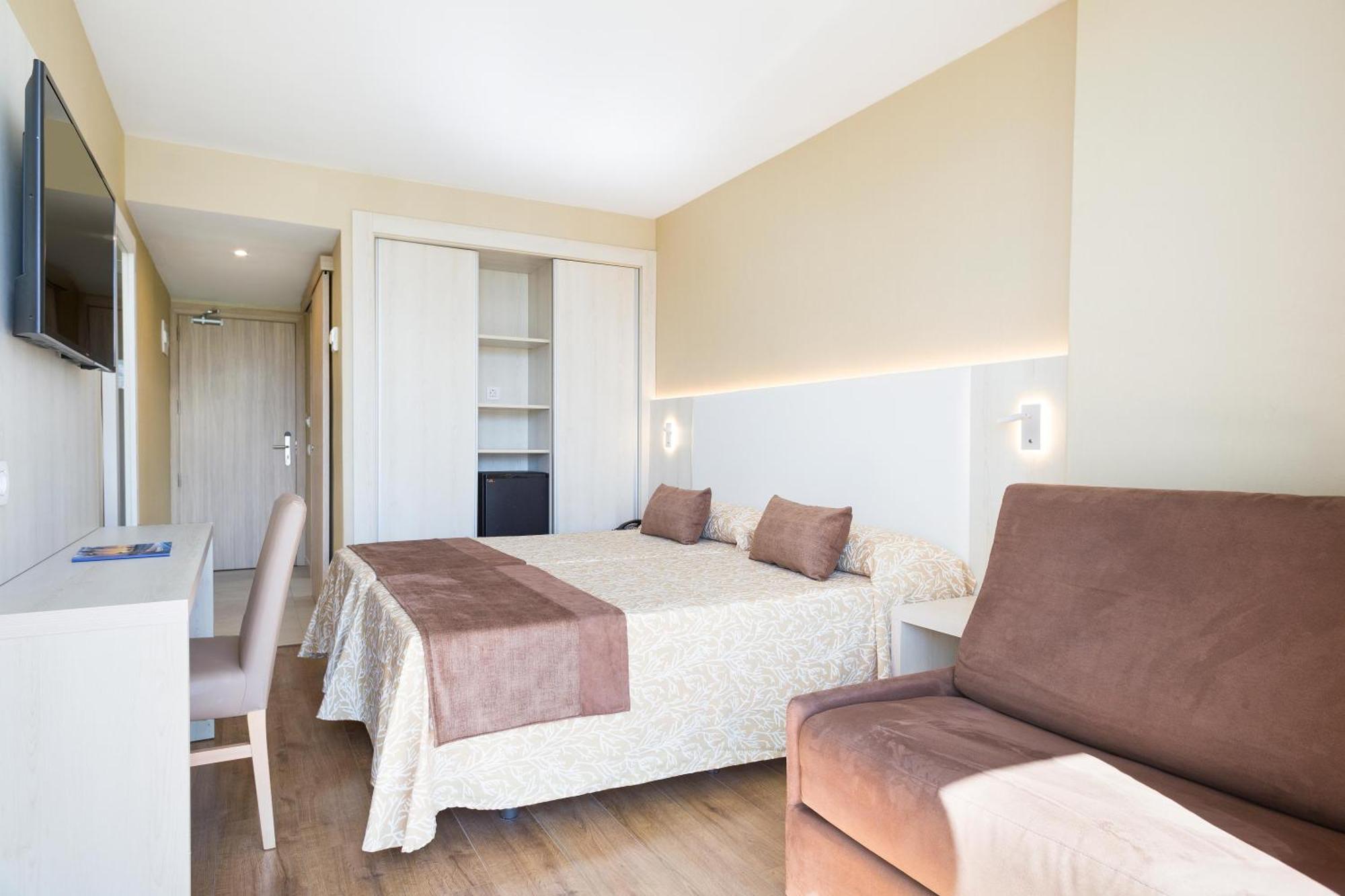 Standard Double Room (2 Adults),1546495435:JPEG