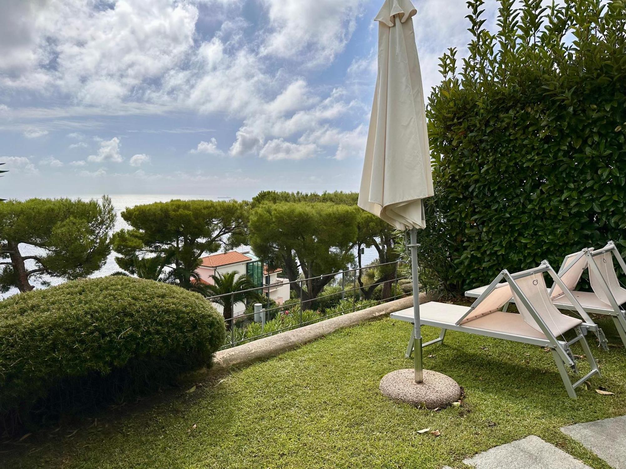 Monolocale con Divano-Letto