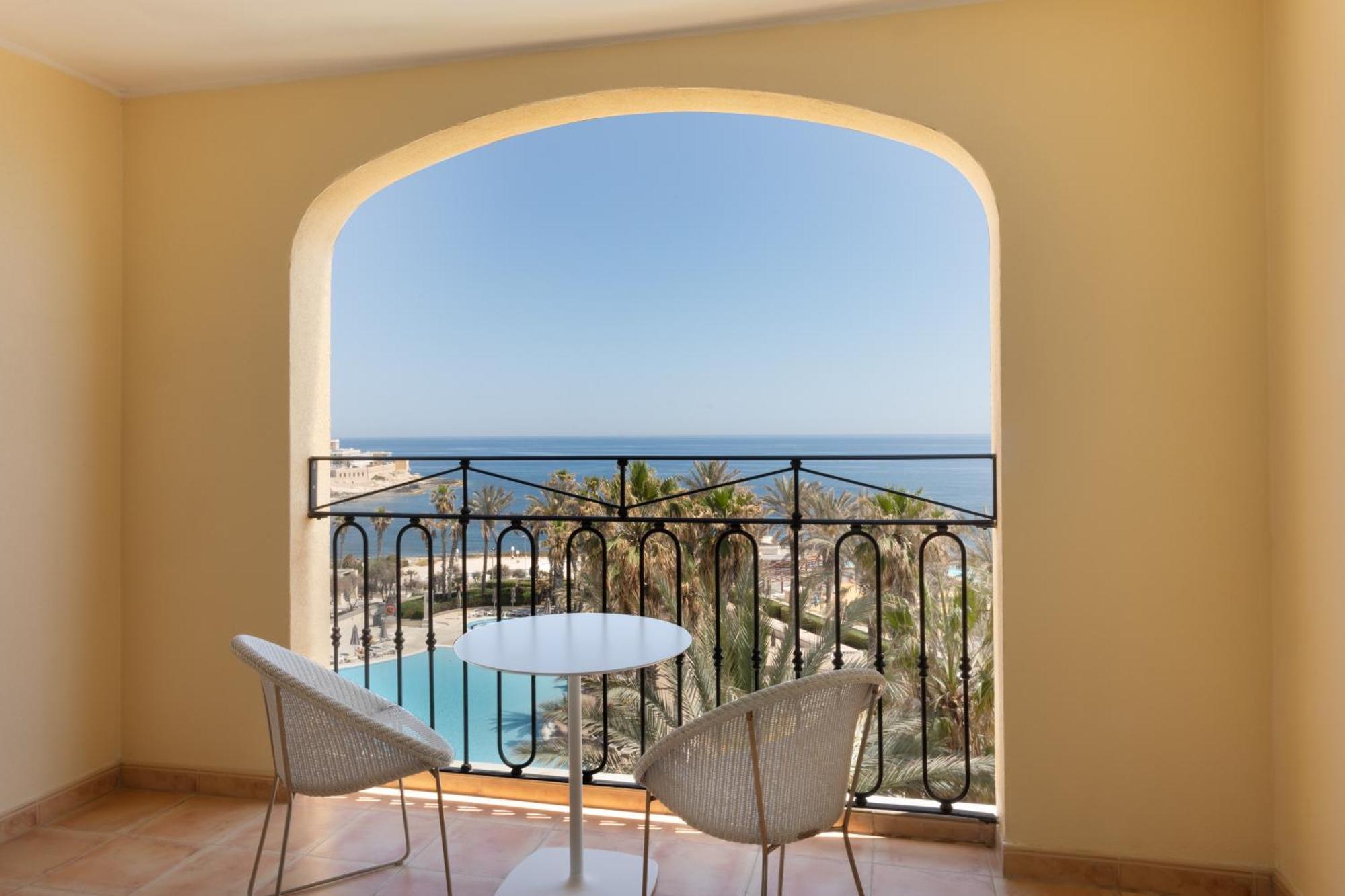 Camera Familiare con Vista Mare