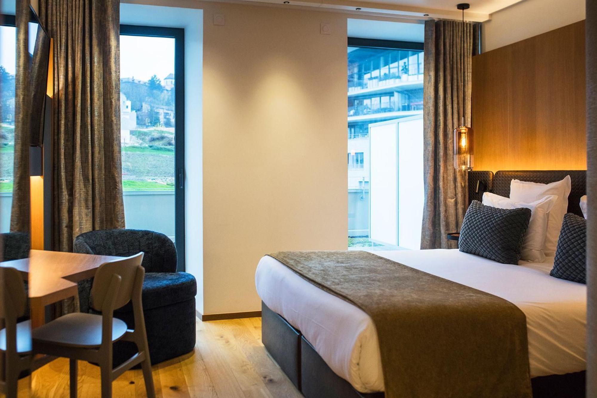 Superior Double or Twin Room,1133626488:JPEG