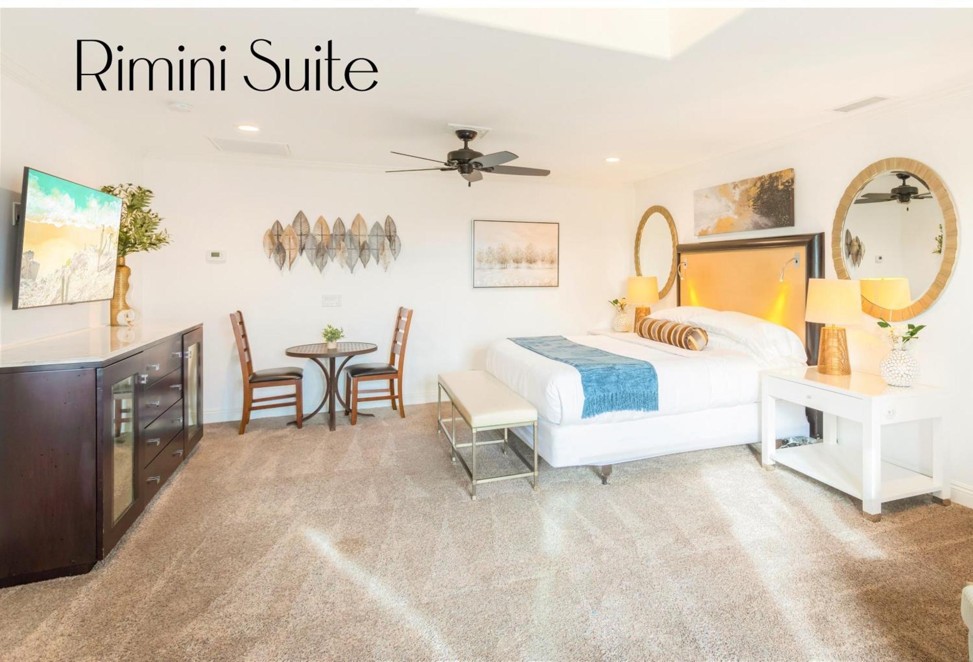 Suite with Mountain View