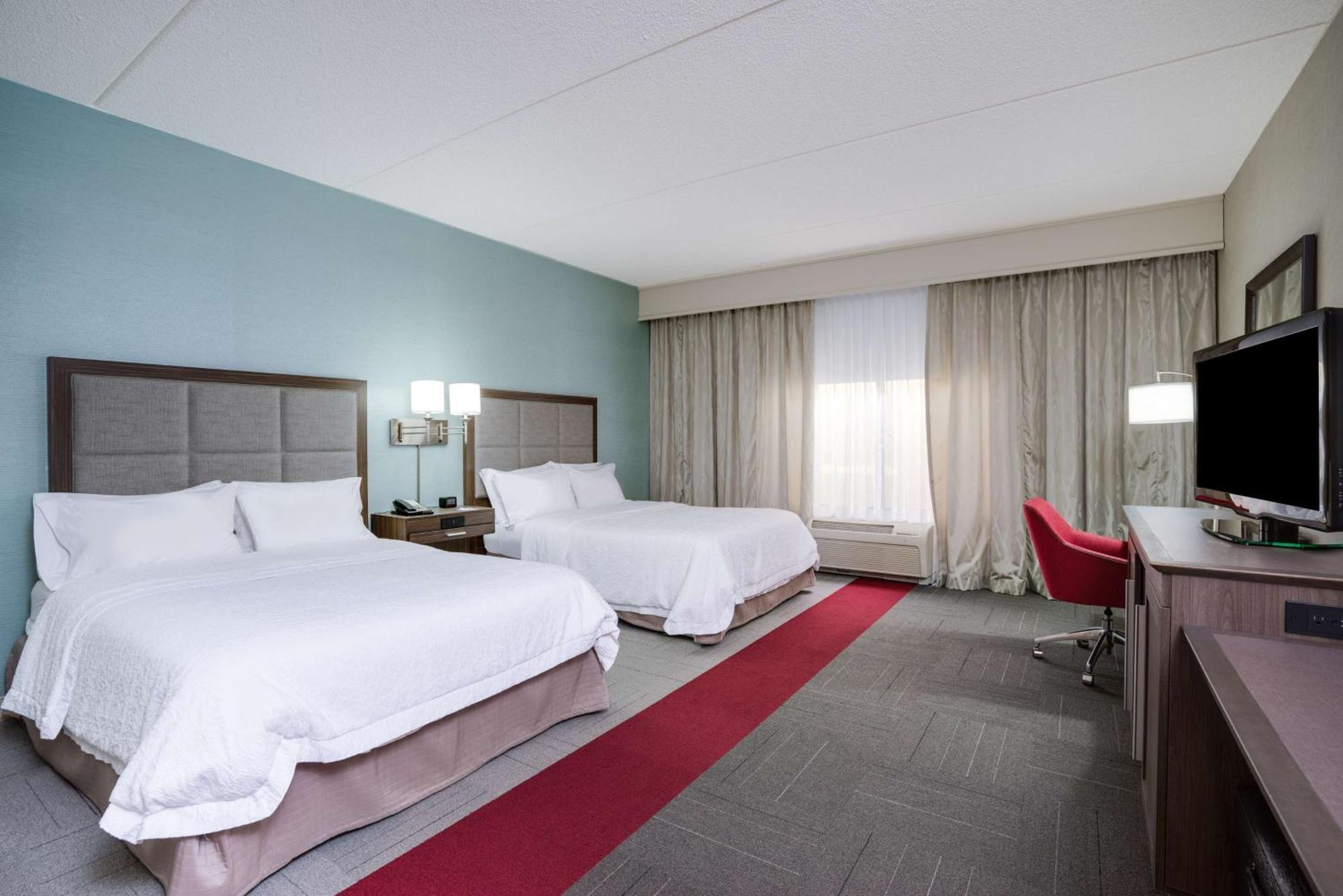 Room with Two Queen Beds - Non-Smoking