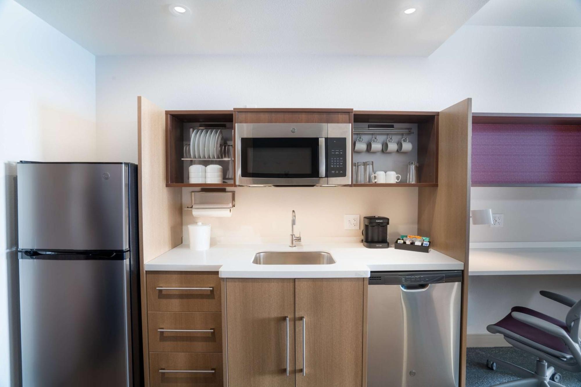 King Studio Suite