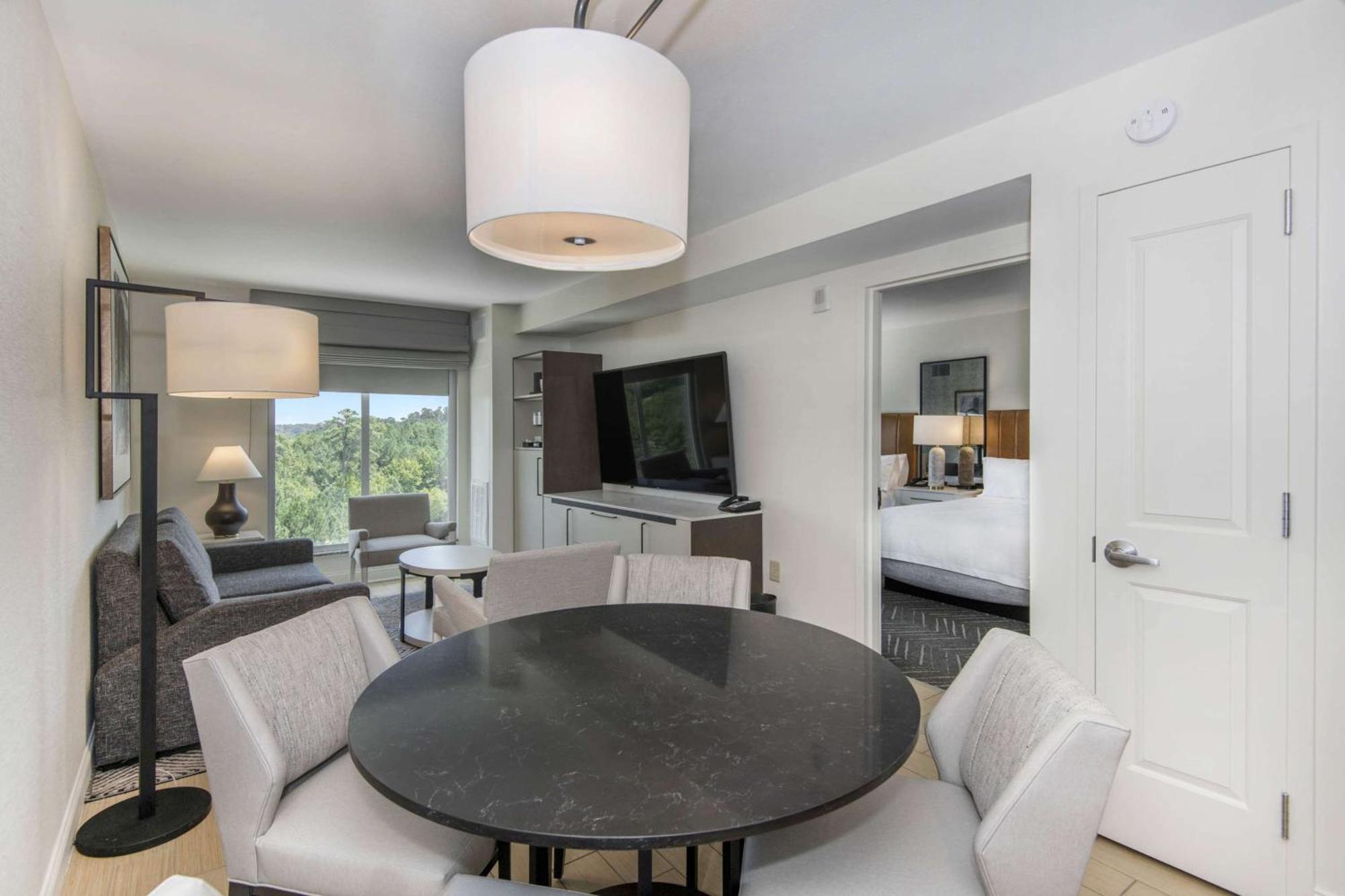 Family King Suite