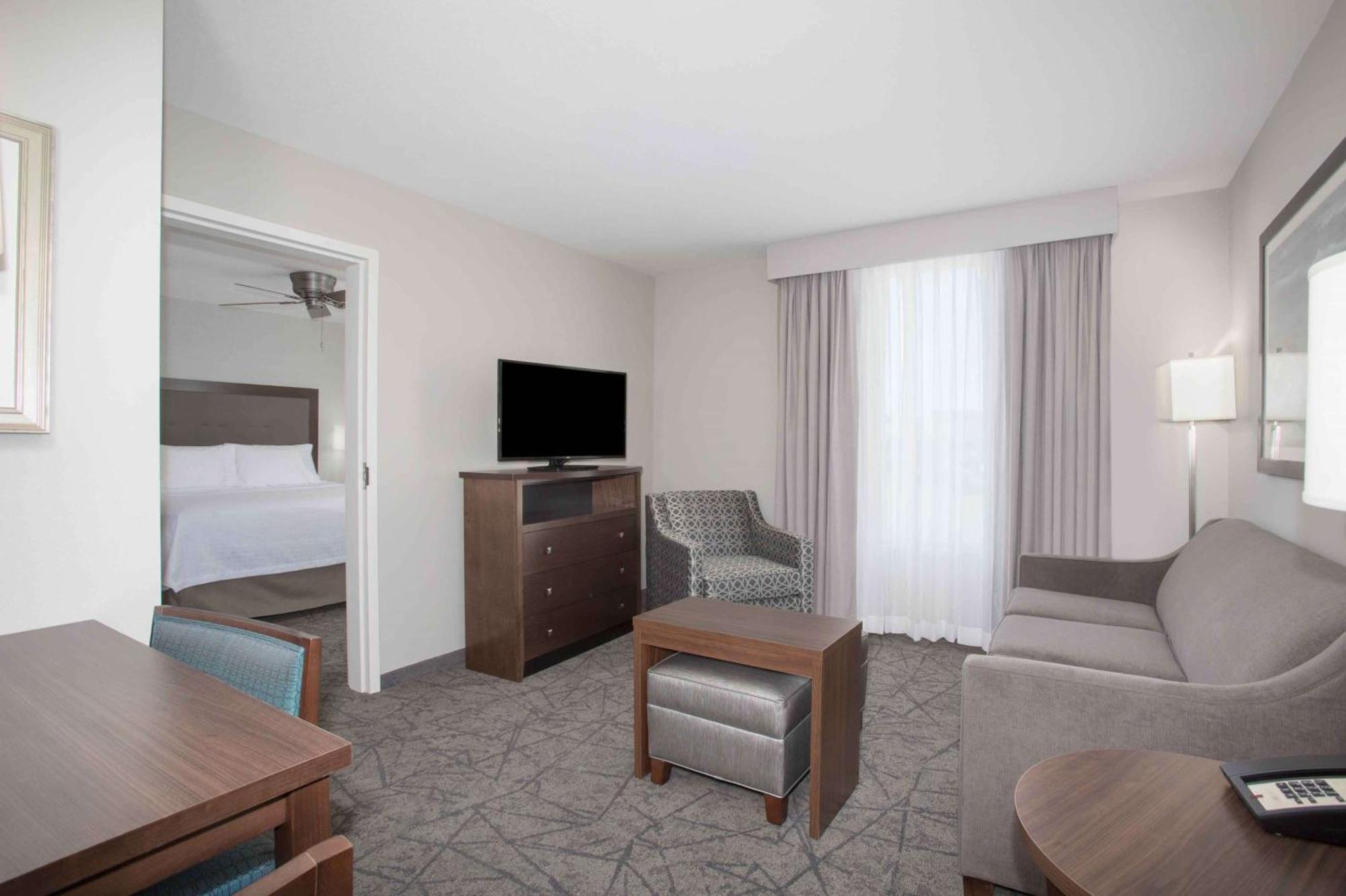 Rookvrije Suite met Kingsize Bed - Geschikt voor Gasten met een Auditieve Beperking