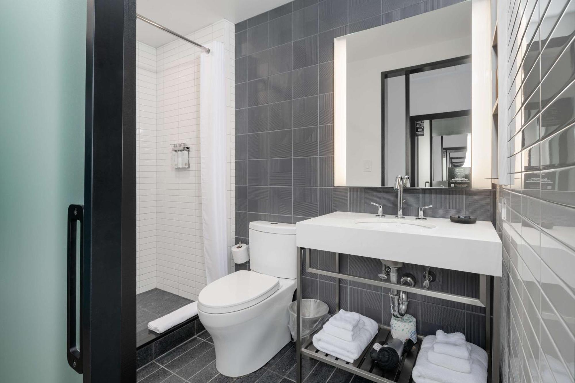 Chambre Lits Jumeaux avec Lits Superposés
